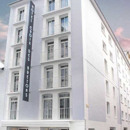 Hotel Croix Des Bretons - Lourdes Pyrenees Exterior foto