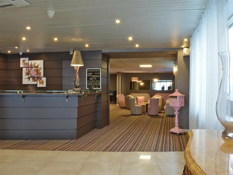 Hotel Croix Des Bretons - Lourdes Pyrenees Exterior foto